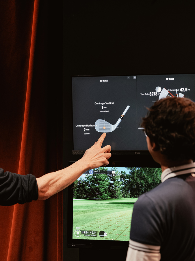 Entrainement spécifique et perfectionnement sur simulateur du golf